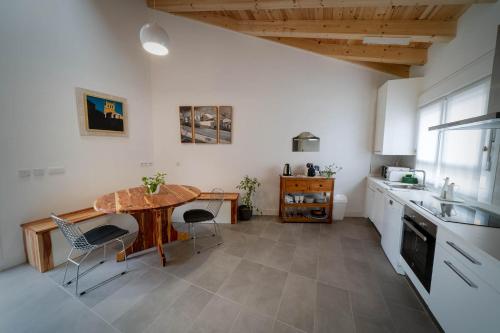 virtuve, La Ren Lecrés Apartamento piscina jardin (La Ren Lecres Apartamento piscina jardin) in Vadocondes