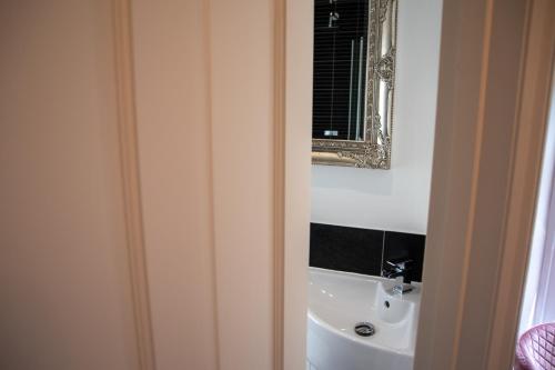 Apple Tree Bed and Breakfast - main image