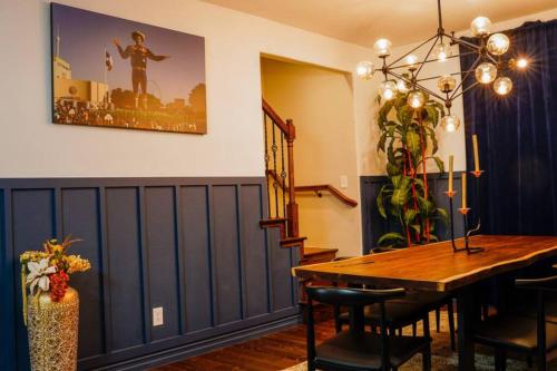 Big Tex house on Urban Side - Large yard/Fire pit