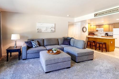River Park Condo #6 - image 4