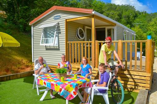 Parc de vacances La Draille - Camping - Souillac