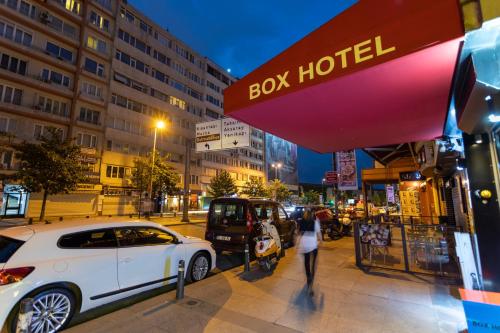 Istanbul Box Hotel