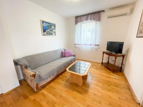 Apartman Knežević (Apartman Knezevic) in Jadranovo