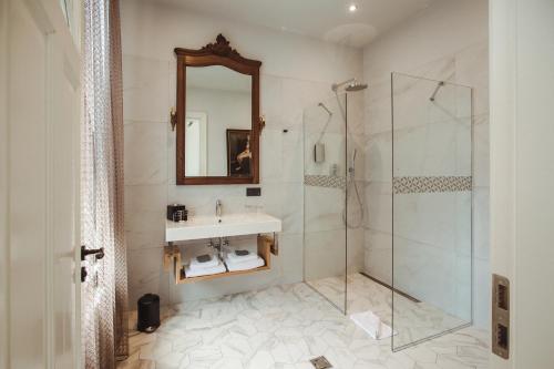 Art Hotel Roma - image 12