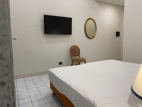 Jazz Hotel - image 4