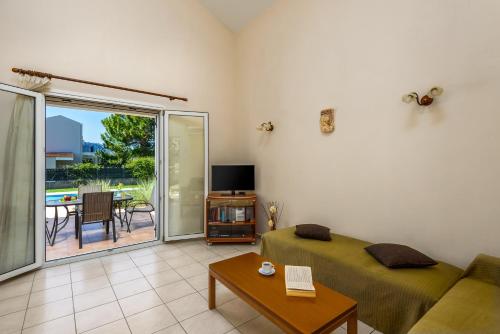 Athena Villa 4