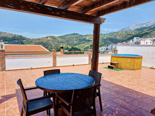 Villa Sara y Villa Lucía (Villa Sara y Villa Lucia) in Canillas de Albaida