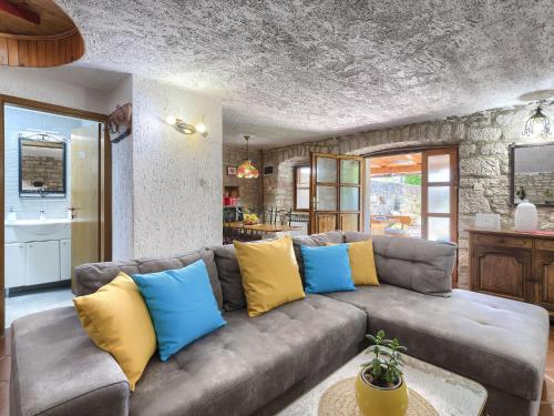 Holiday Home Toni by Interhome in Butkovici