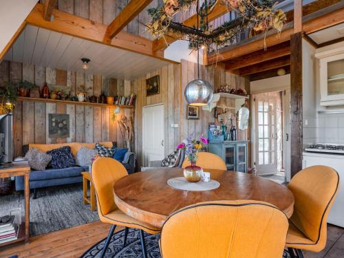 Holiday Home Polderzicht by Interhome in Tiengemeten