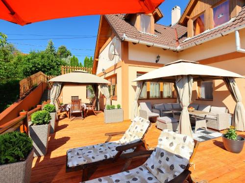  Apartment Lounge, Ferienwohnung in Felsőörs