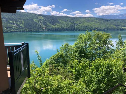 Seeblick in Döbriach, Österreich