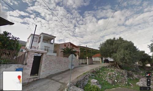 VILLA TRE FIORI gîte à louer Geráni