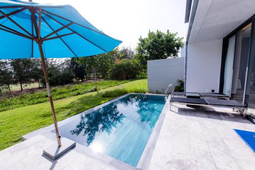 Abogo Point Resort Villa Pool Golf Da Nang