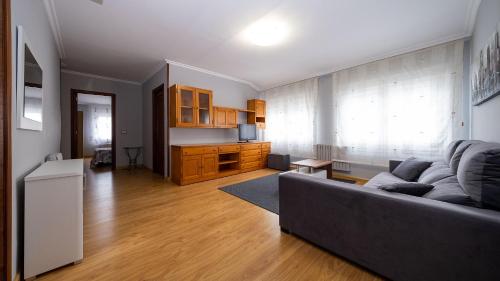  Apartamento Loli 4 in 27850  Viveiro