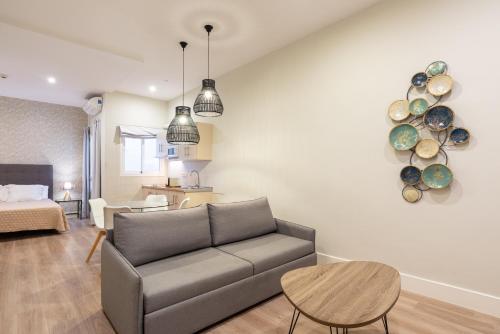 Urbe10 Angel Suites Premium Loft 3B - Tap to explore photos