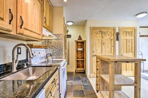 Rustic Keystone Condo with Pool Walk to Lifts! - image 9