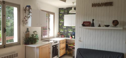 chalet deux chambres au calme in Saint-Brisson