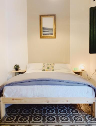 Maria Magdalena - Room 9