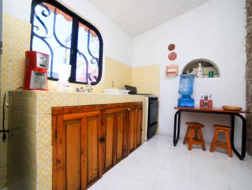 keuken, Casa de las Cruces Taxco in Taxco