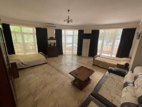 Guest House Gorka - image 7