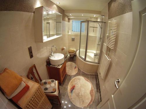 One-Bedroom Apartment with Garden