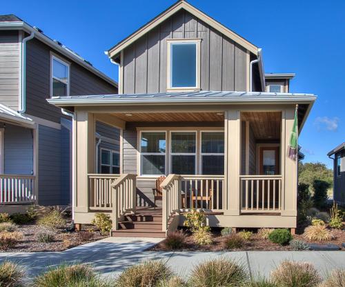 Windswept Cottage, Ocean Shores