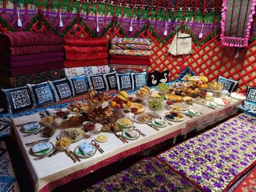 Guest House RAHAT in Toktogul, Kyrgyzstan in Toktogul