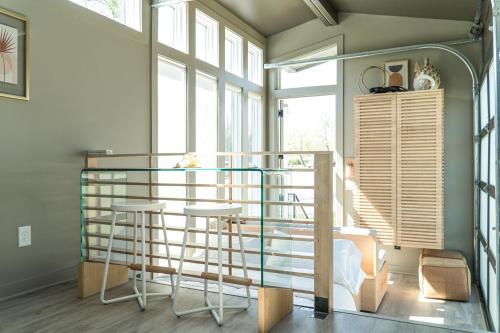 Ironwood Grove, Tiny House Hotel 3
