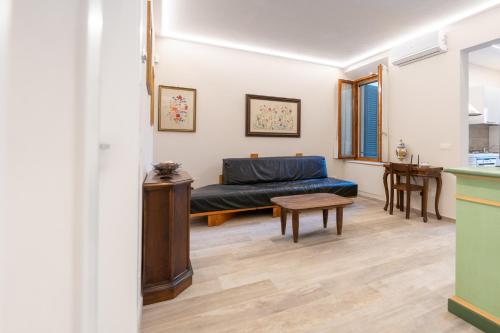 EM Apartment 5