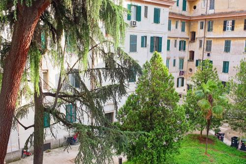 Casa Ferrari Testaccio e Trastevere Wi-Fi free, Roma (foto 10)
