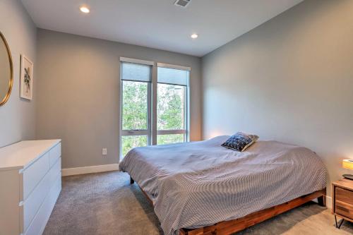Luxe Sloans Lake Townhome with Rooftop Hot Tub - image 7