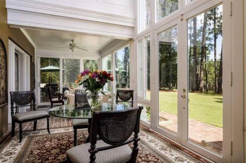 Knollwood Manor - The Historic Mid Pines Mansion detail