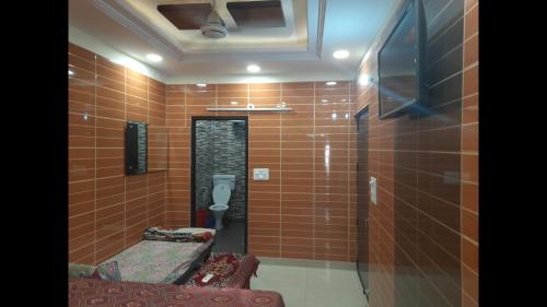 Room in Guest room - Posh Foreigner Place Luxury Room In Lajpat Nagar