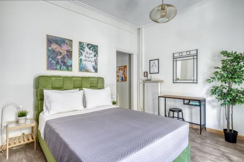Studio in The Heart of Acropolis, Atenas