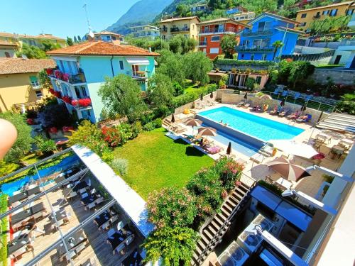 Hotel Antonella 5