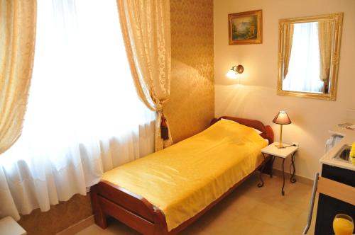 2 twin beds
