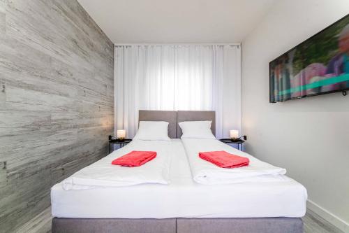 Quadruple Room with Garden View image 7