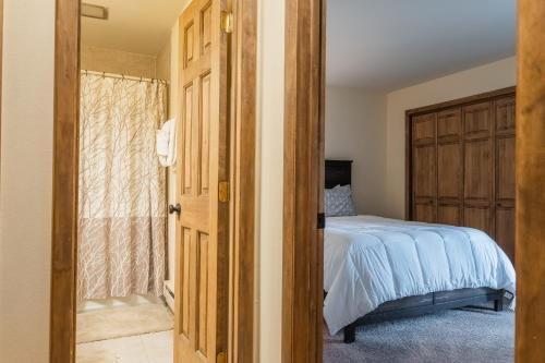 1100 Flying Dutchman condo - image 9