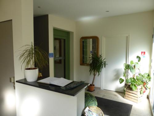 Előcsarnok, Le Bannier Hotel Restaurant in Chateaudun-Bannier