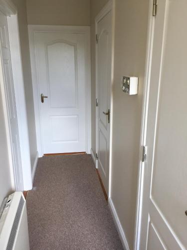 Two Bedroom House - with internet