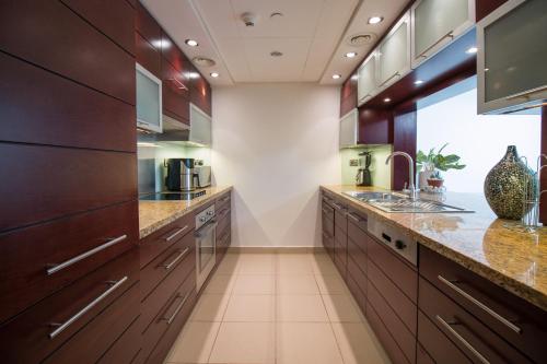 Luxury studio at Downtown! Full Burj Khalifa View! Burj Views L, Dubai (photo 10)