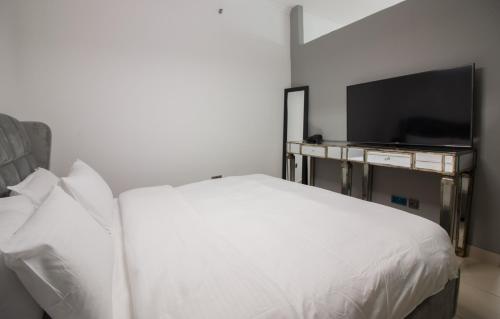 Luxury studio at Downtown! Full Burj Khalifa View! Burj Views