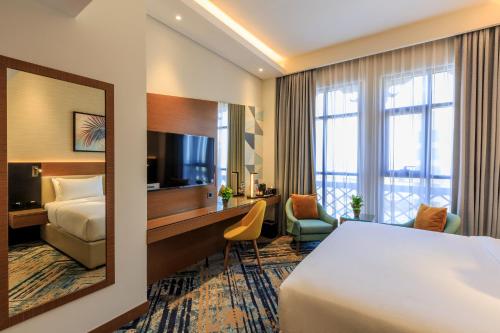 room detail thumbnail 1