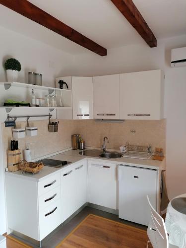 Kolombo Apartment in Jadrija
