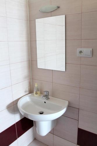 Guest House Vila Pod Lesom obrázok