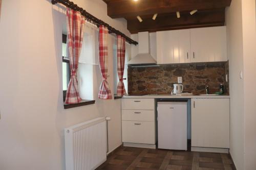 кухня, apartmány Kynast (apartmany Kynast) in Харачов