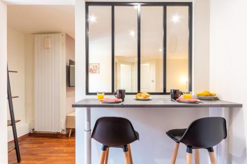 Le 02-GregIMMO-Appart'Hôtel (Le 02-GregIMMO-Appart'Hotel) in Монбель'яр