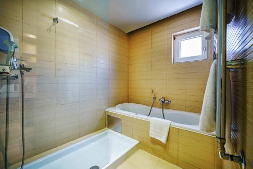 חדר אמבטיה, Capsis Hotel Thessaloniki in סלוניקי