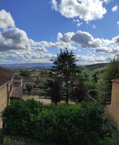 Appartement Bagnols - Les Meublés des Pierres Dorées