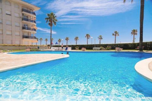 NEW! Modern apartment right on the beach!